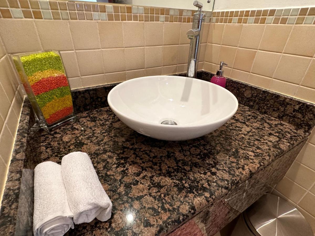 דובאי Luxury Casa - Indigo Sea View Apartment Jbr Beach 2Br מראה חיצוני תמונה